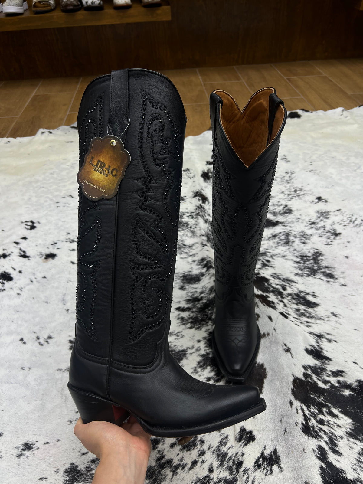 DAKOTA PUNTAL 17"