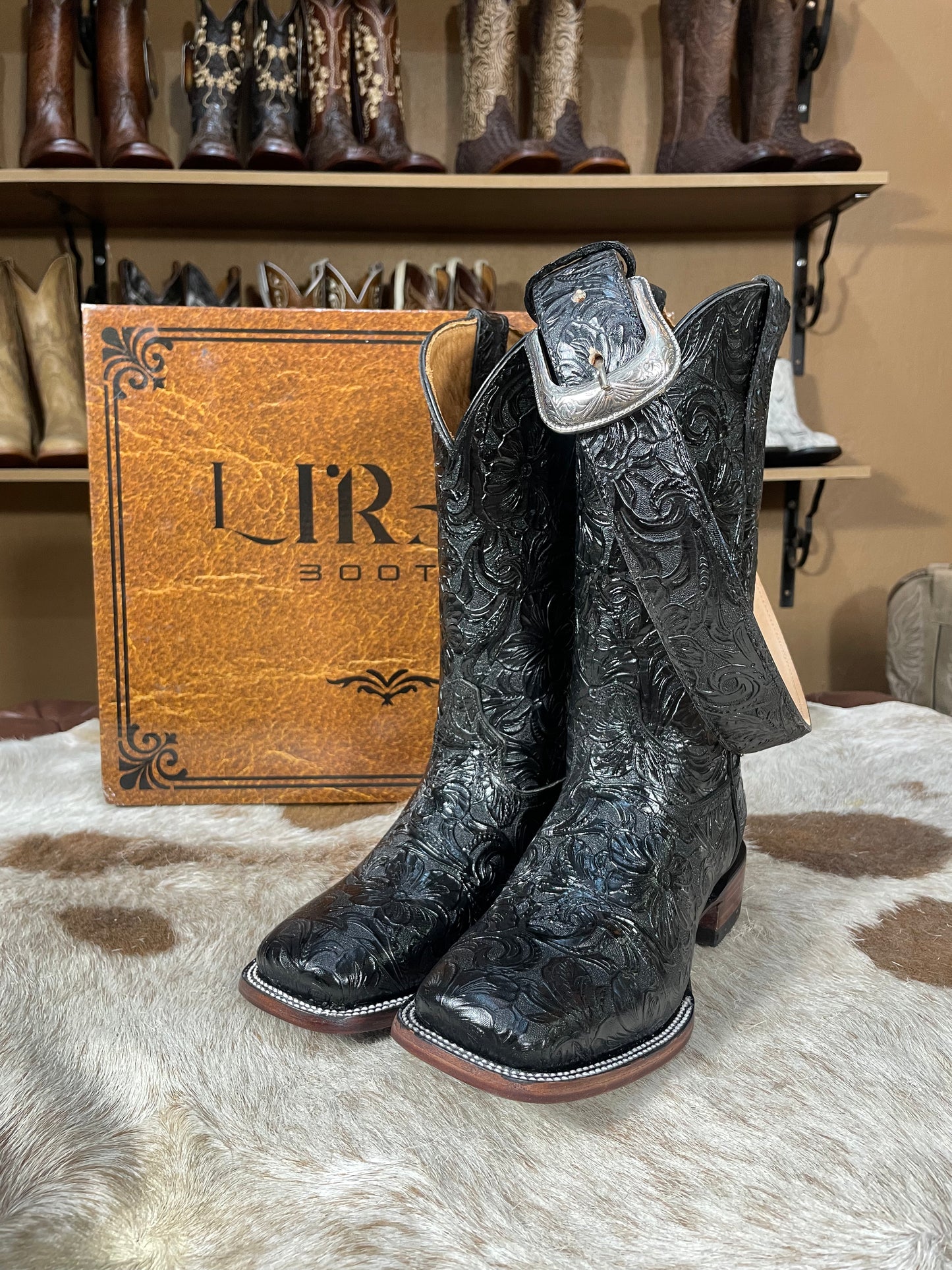 FULL CINCELADA NEGRA CORTA